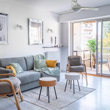 公寓 Rue D'antibes Bright With Terrace 戛纳