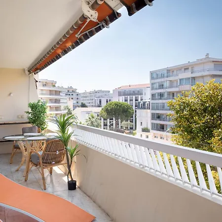 Rue D'antibes Bright With Terrace 公寓 戛纳